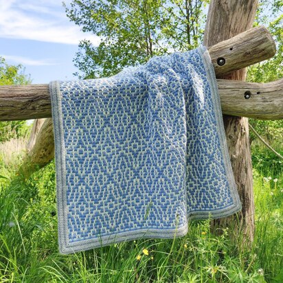 Blue Arabesque blanket