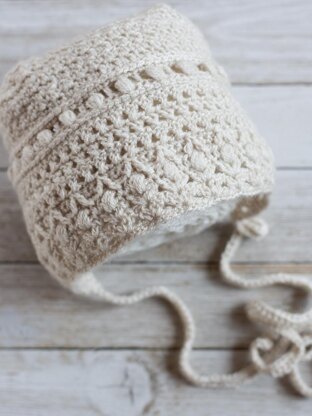 Modern Classic Baby Bonnet