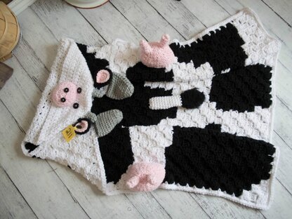 Hooded Cow Blanket