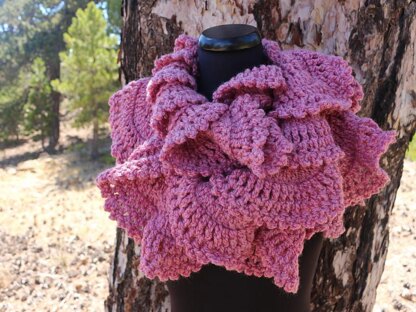 Chunky Crochet Ruffle Scarf