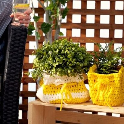 Slouchy Crochet Plant Pot Cozy in Bernat Maker Outdoor & Outdoor Stripes - Downloadable PDF