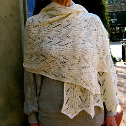 Bavarian Lace Wrap