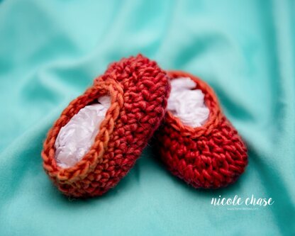 Clara Newborn Booties