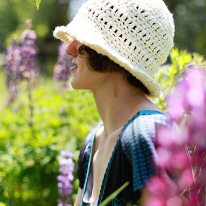 Cotton Sun Hat in Lion Brand Nature's Choice Organic Cotton - L10459