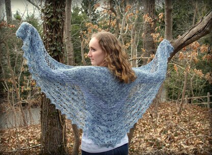 The Elderflower Shawl