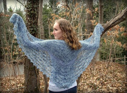 The Elderflower Shawl