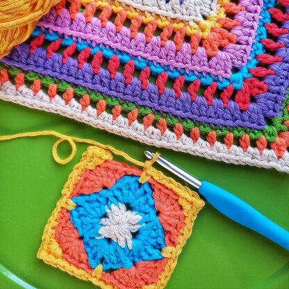 Hope Springs Granny Square 12"