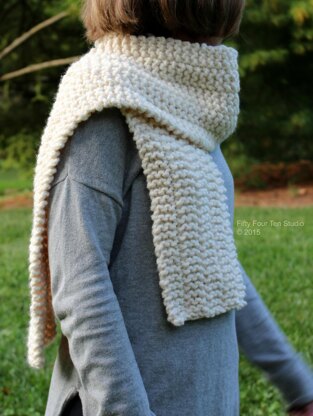 Side Line Scarf