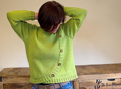 "Elena" - Sweater with button band