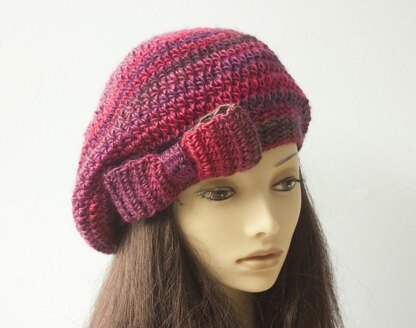 Beret with Bow Crochet Pattern