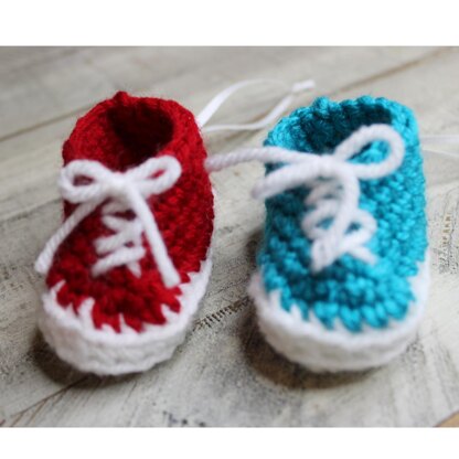 Sneaker Ornament