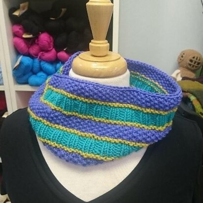 Peak to Creek Cowl