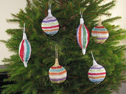 Christmas Tree Baubles and Decorations