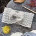 COZY COTTAGE Earwarmer || crochet twisted headband