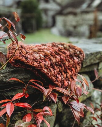 The Galanthus Cowl