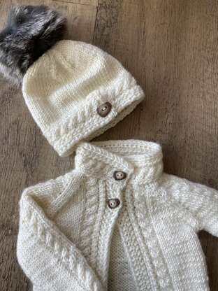 Gently Cabled Baby Cable Hat