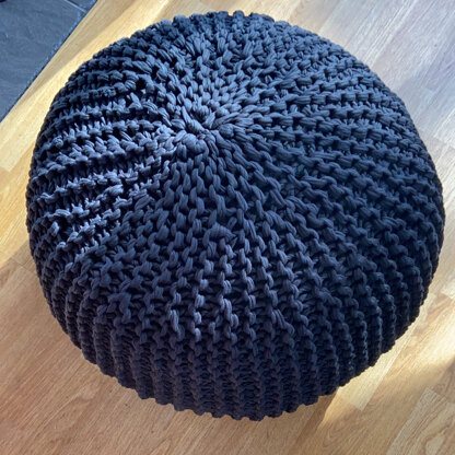 Knitted pouffe