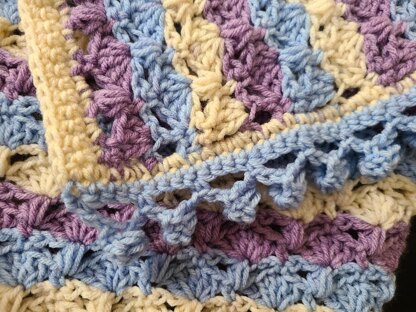 PomPom Fringe Border