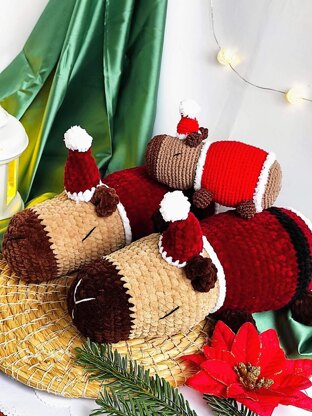 Amigurumi funny capybara Santa