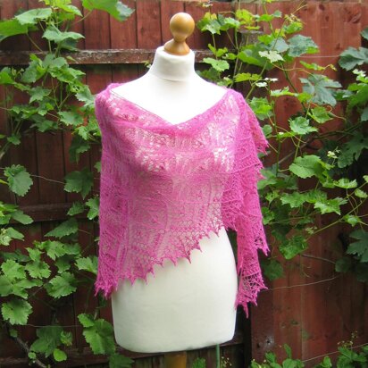 Farfallina shawl - knitting pattern