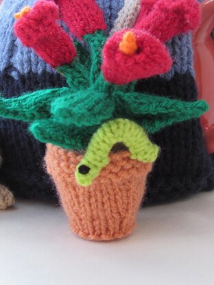 Gardener tea cosy