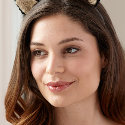 Kitty Cat Headbands in Lion Brand Vanna's Choice - L30191