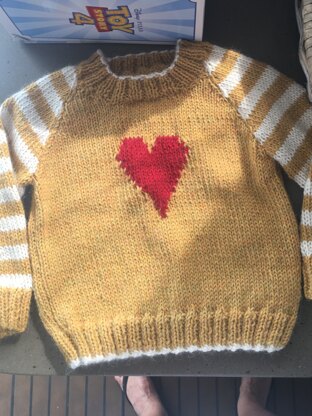 Toddlers heart jumper