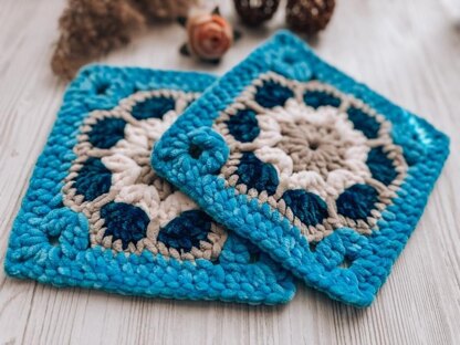 Plush granny square