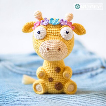 Giraffe Ellie by AradiyaToys