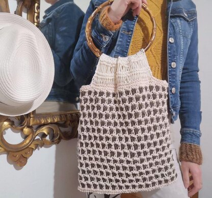 Sweet beehive bag