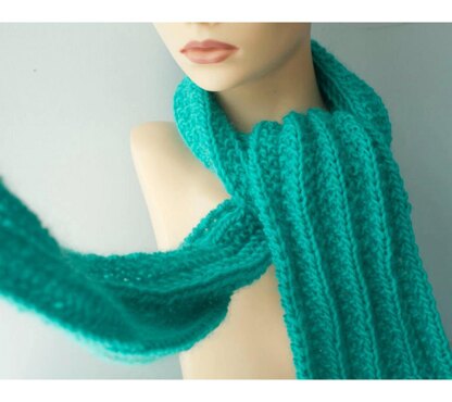 Dimensional Rib Scarf