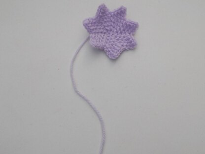 Adjustable Crochet Flower (3+ Petals)