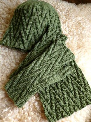 Zig Zag Mitts, Hat, and Scarf