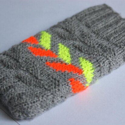 Zig Zag Phone Sweater