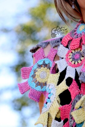 Tunisian Frills n Flowers Scarf