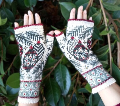 Merry Christmas Tree Mitts