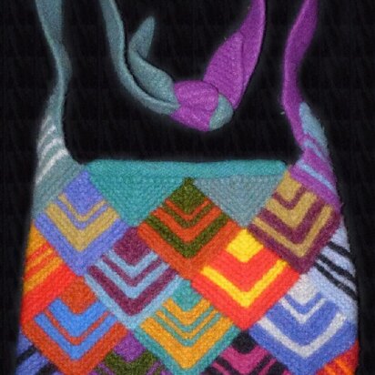 Geometry is in the Bag - knitting pattern