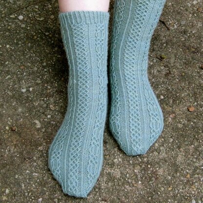 Shannon Cabled Socks