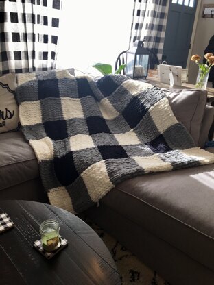 Bernat Alize Blanket- Gingham