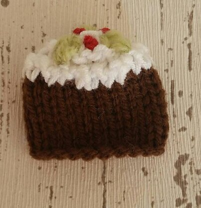 Christmas Pudding Ferrero Rocher Cover / Cosy