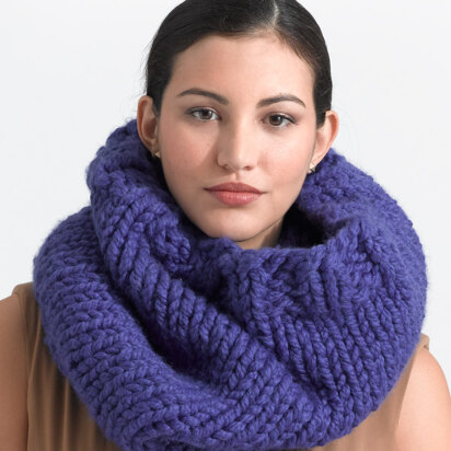 Dobbs Ferry Cowl in Lion Brand Wool-Ease Thick & Quick - 90574B