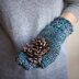 Star stitch mittens with knit look