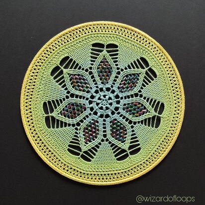 Mandala 'Poinsettia' crochet pattern