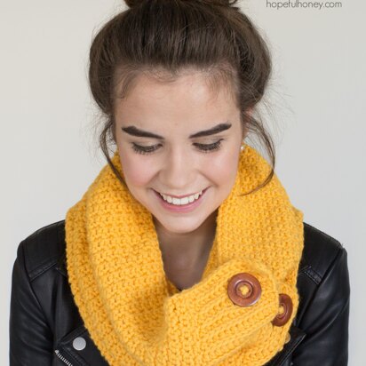 Honeycomb Button Scarf