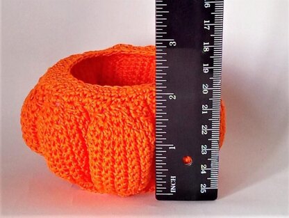 Crochet pumpkin box