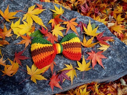 Aki Bow Hair Accessory