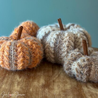 Rustic Pumpkin 3 Sizes