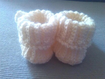 Baby Booties with Bow / Scarpine con fiocco