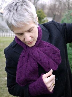 Echo of Bells Criss Cross Scarf