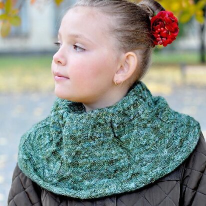 Dancing Leaves Snood